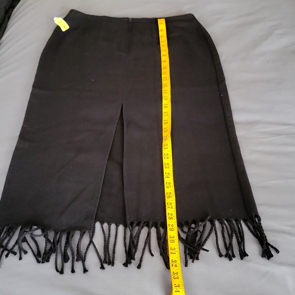 Black Wool Skirt With Fringes - Picture 4 of 8